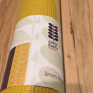 NWT Orla Kiely Target Yoga Mat Yellow Gaiam
